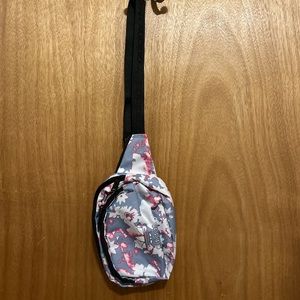 Adidas belt bag